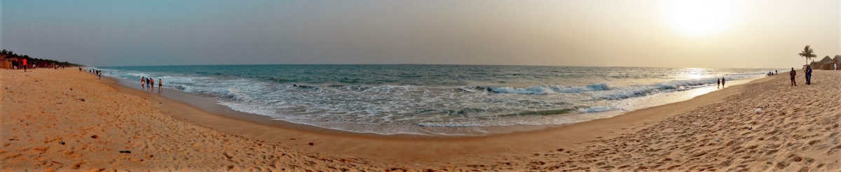 Beach in Lagos (Nikhil Verma)  [flickr.com]  CC BY-SA 
Información sobre la licencia en 'Verificación de las fuentes de la imagen'